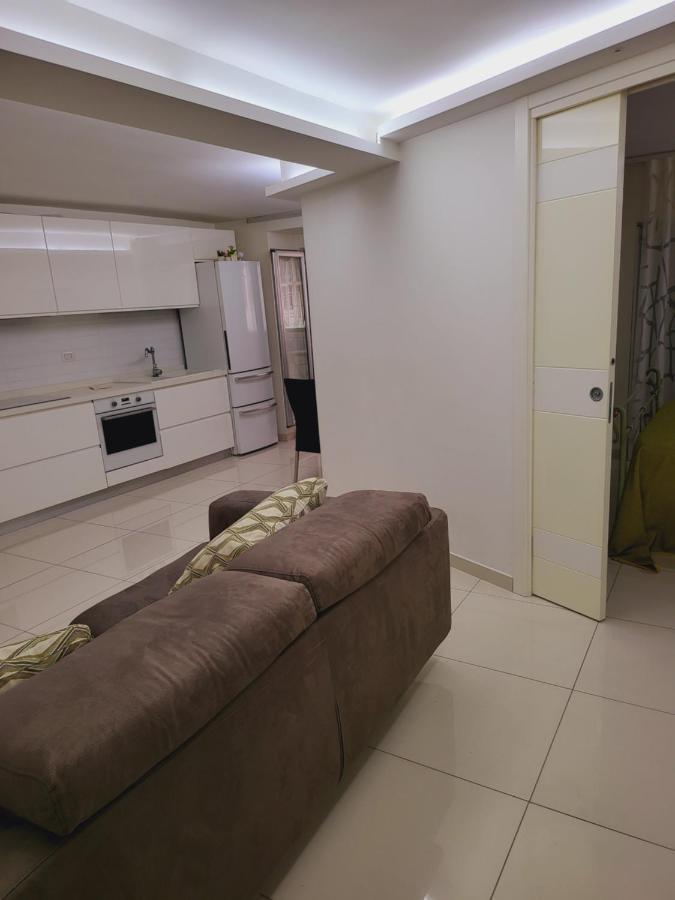 Megara House Apartment เนเปิลส์ ภายนอก รูปภาพ