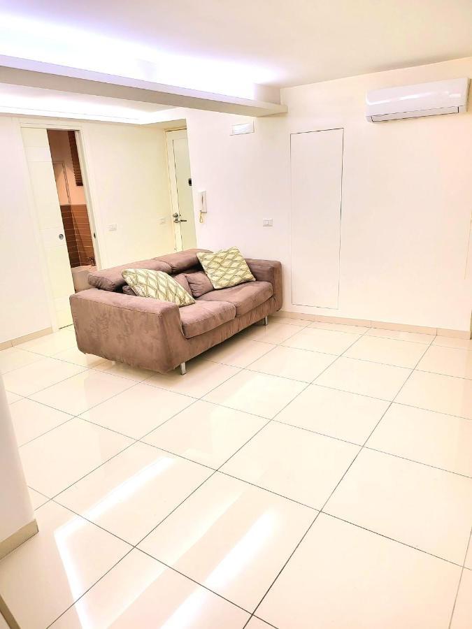 Megara House Apartment เนเปิลส์ ภายนอก รูปภาพ